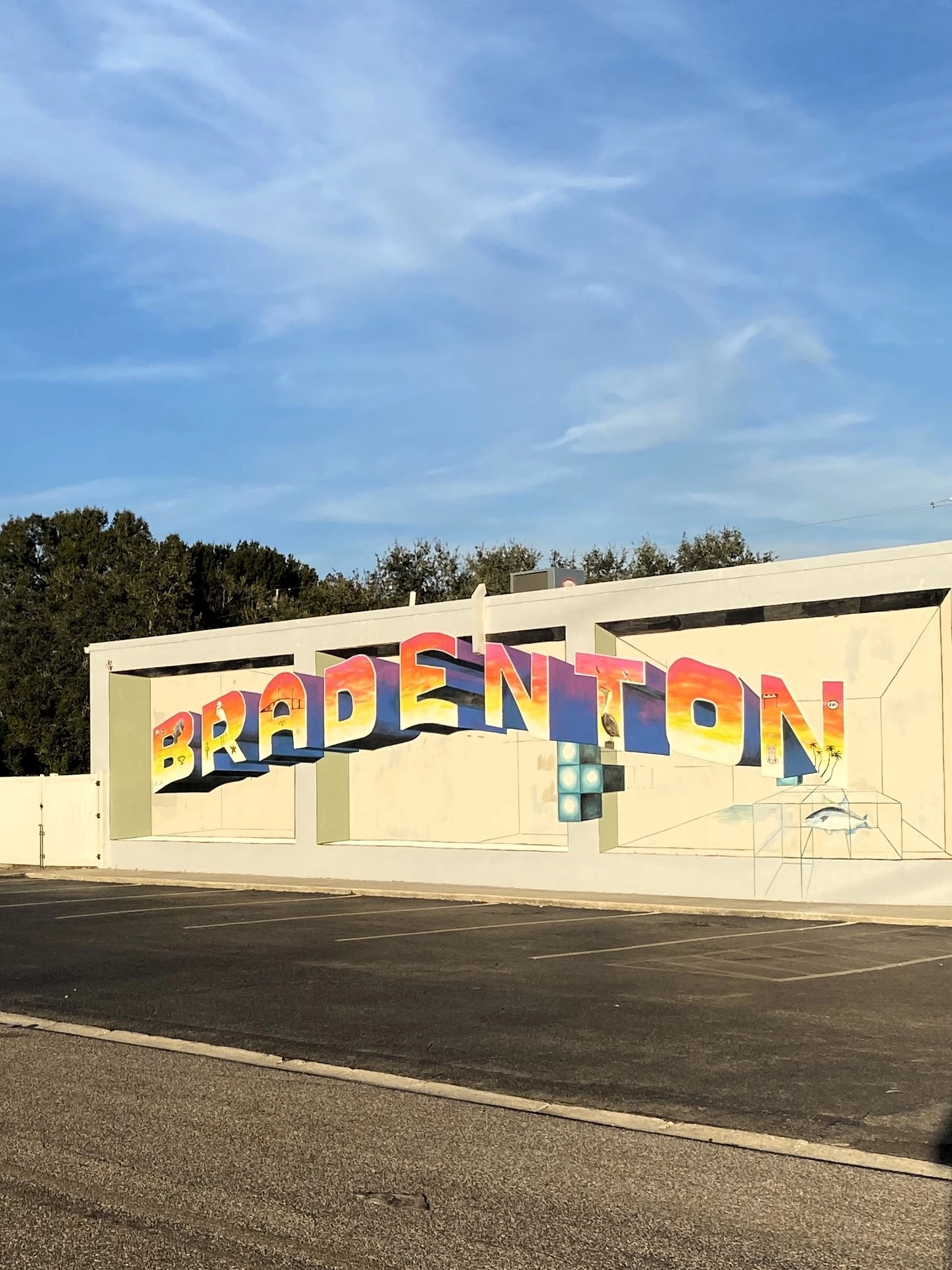 the begining of the painting of the Bradenton Mural